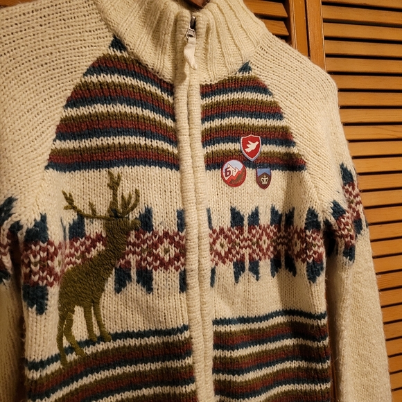 Razzle Dazzle Vtg Style Zip-Up Knitted Sweater - Picture 3 of 7